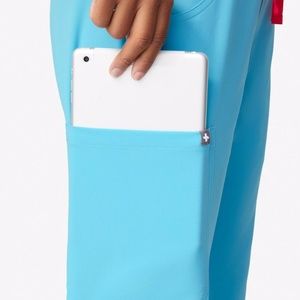 NWT Kade Cargo Scrub Pants in Neon Blue L